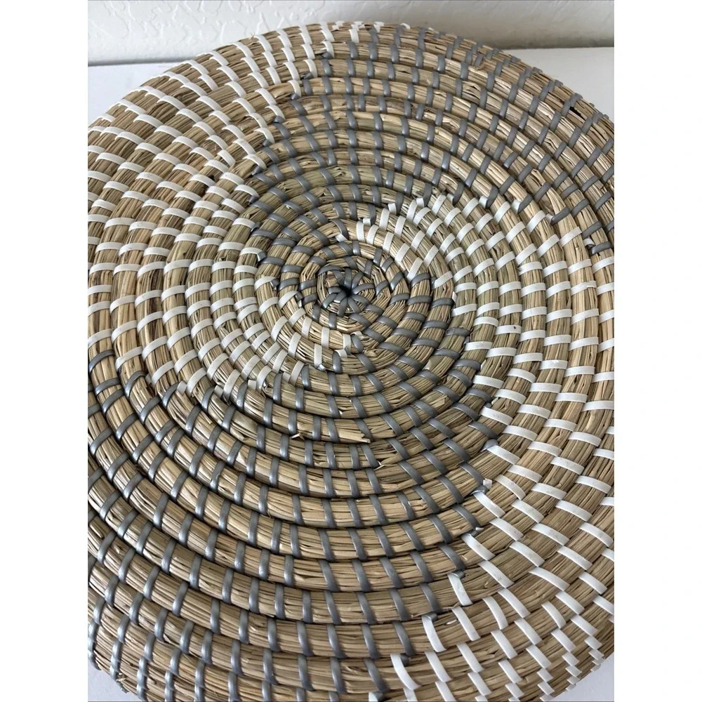 N/A beautiful handwoven